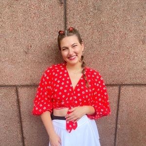 Meet your Posher, Casey